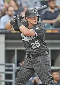 Andrew Vaughn 75 Live