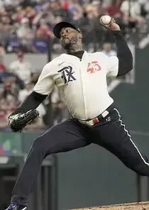 Aroldis Chapman 80 Live