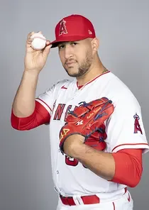 Carlos Estevez 72 Live