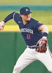 Kyle Farmer, 75 Live - MLB the Show 23