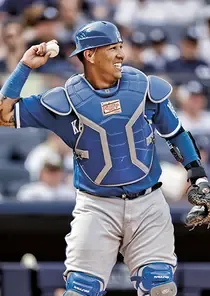 Salvador Perez 75 Live