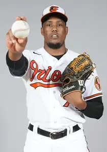 Yennier Cano 79 Live