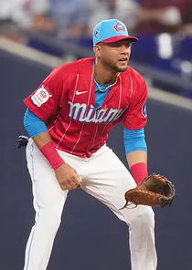 Yuli Gurriel 71 Live