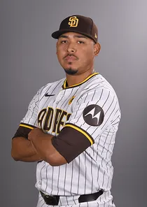 Jeremiah Estrada 80 Live