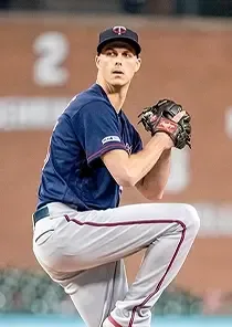 Taylor Rogers, 99 Captain - MLB the Show 24