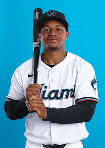 Xavier Edwards 77 Live